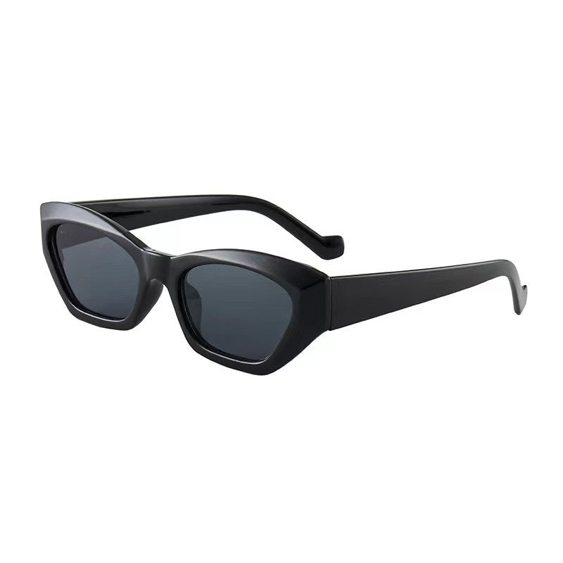 Wholesale Personalized retro versatile small frame fashionable cat-eye sunglasses